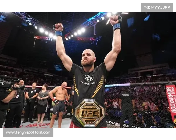 阿扎马特穆尔扎卡诺夫挑战吉里普罗哈兹卡,轻重量级对决前景广阔 阿扎马特穆尔扎卡诺夫挑战吉里普罗哈兹卡,轻重量级对决前景广阔